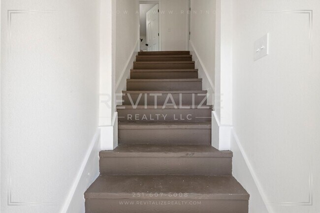 Foto del edificio - 377 Tuttle Ave
