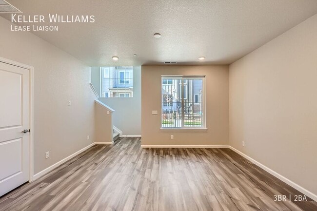Building Photo - 477 Millwall Cir