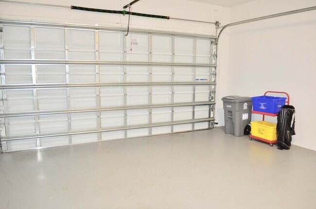 Foto del edificio - 22954 Clear Echo Dr