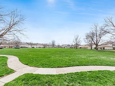 Building Photo - 2025 Burwell Dr