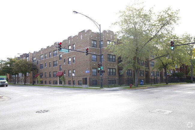 Building Photo - 7601-7611 S Yates Blvd