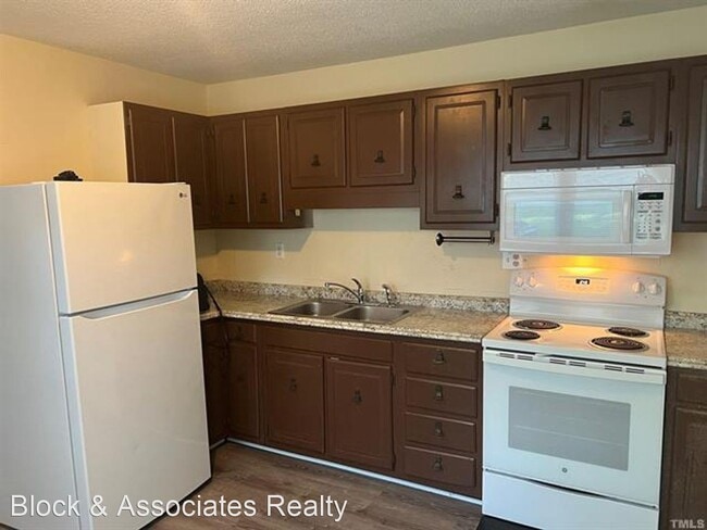 Building Photo - 3 br, 1.5 bath House - 2301 Keith Drive