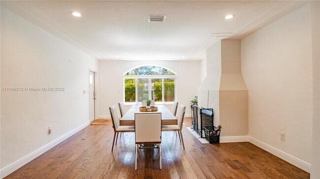 Foto del edificio - 9300 Biscayne Blvd