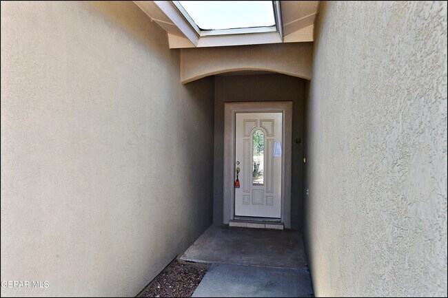 Foto del edificio - 5810 Redstone Mesa Ct