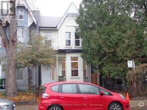 Building Photo - 161 Major St
