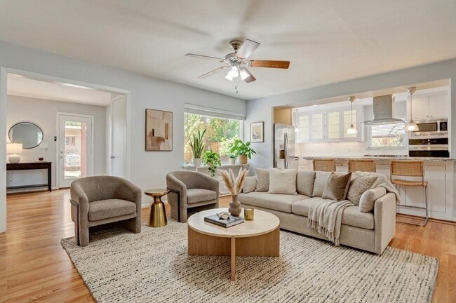 Building Photo - 3617 Murworth Dr