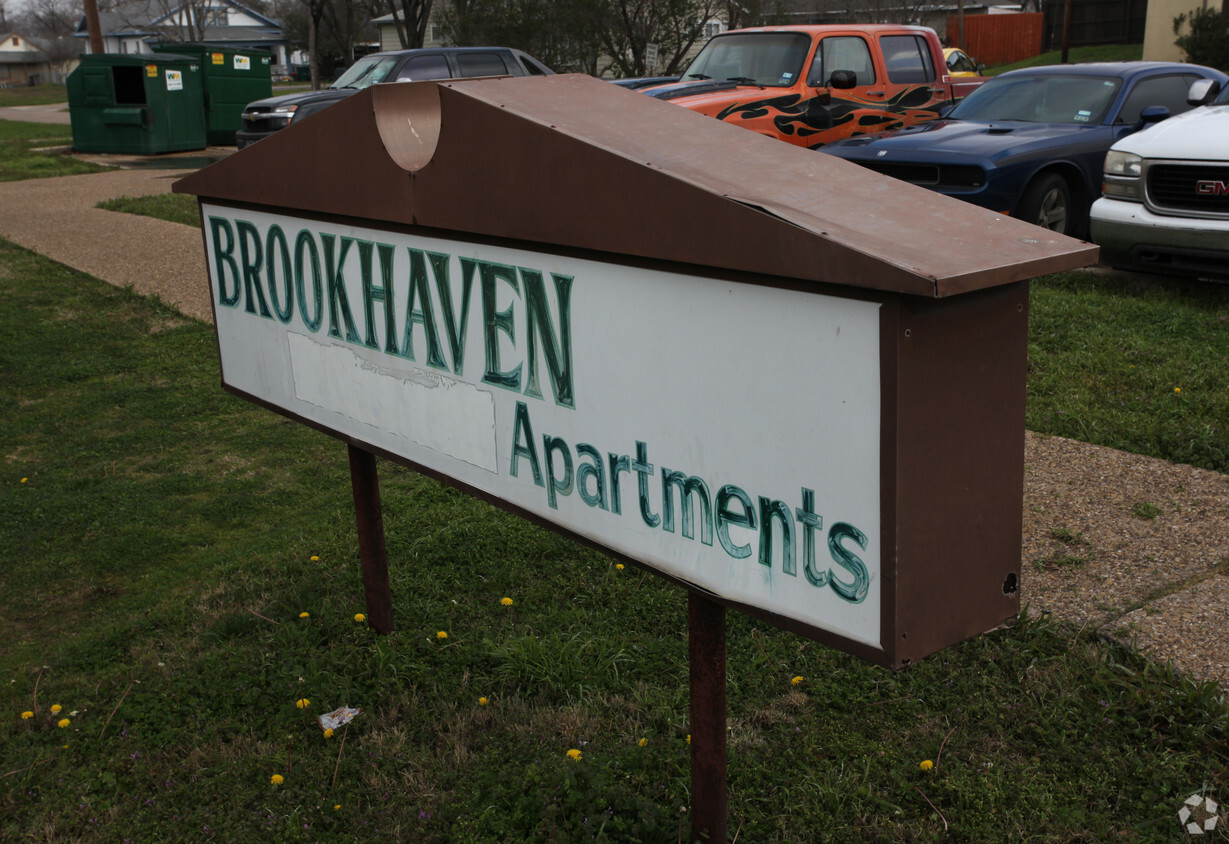 Foto del edificio - BrookHaven Apartments