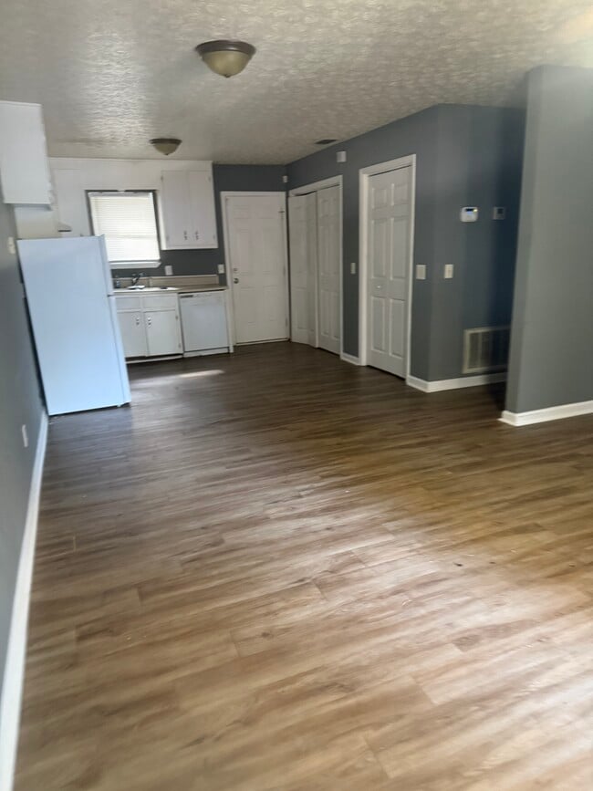 Foto del edificio - 169 W Paces Dr