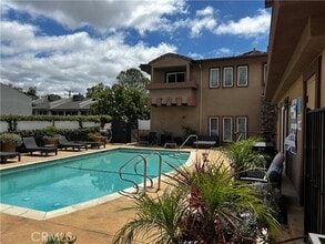 Building Photo - 5241 Colodny Dr