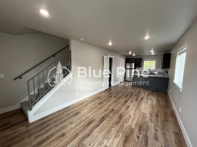 Foto del edificio - 1622 Hannah Ln