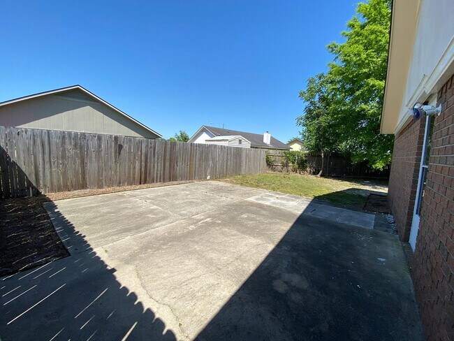 Foto del edificio - 5 Chesterfield Ct