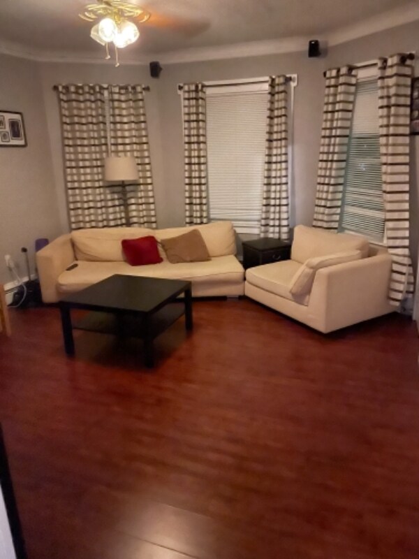Foto principal - 54 Eaton St