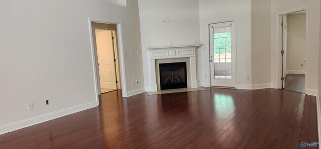 Foto del edificio - 157 Alderwood Dr