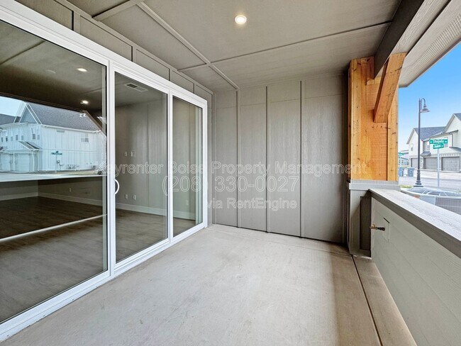 Foto del edificio - 160 S Koyukuk Ave