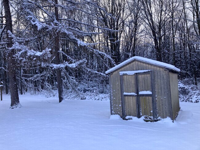 Foto del edificio - 3045 Aikens Rd
