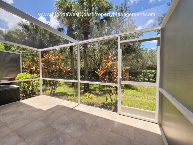 Foto del edificio - STUNNING 2 BED/2.5 BATH TOWNHOME WITH GARA...