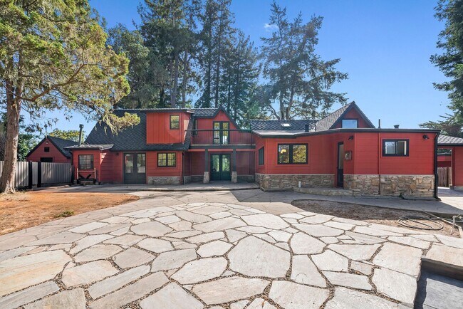 Building Photo - 9281 Monroe Ave