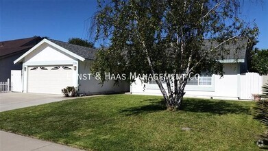 Building Photo - 17182 Berlin Ln