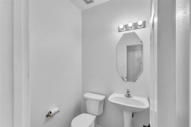 Foto del edificio - 18027 Oak Orchard Lane