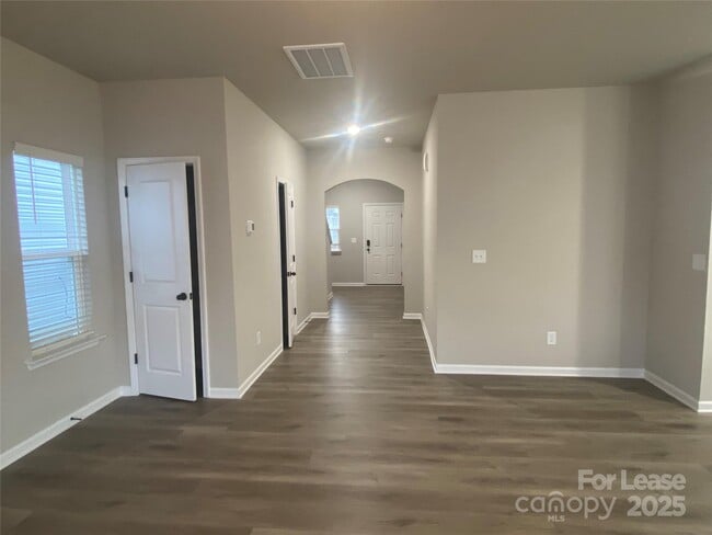 Building Photo - 5117 Belstone Ln