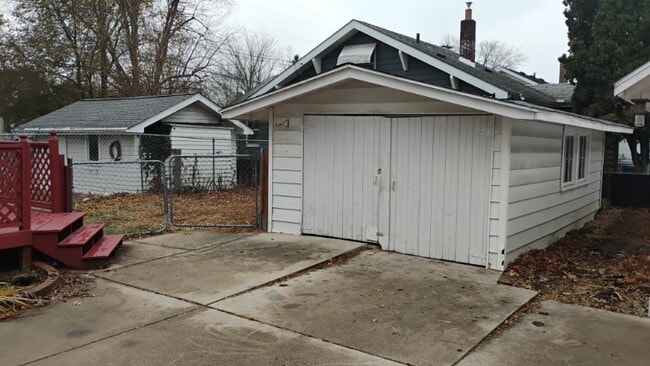 Building Photo - 502 Orange St