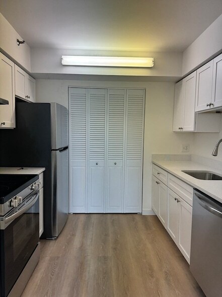 Foto del edificio - 1731 Beacon St