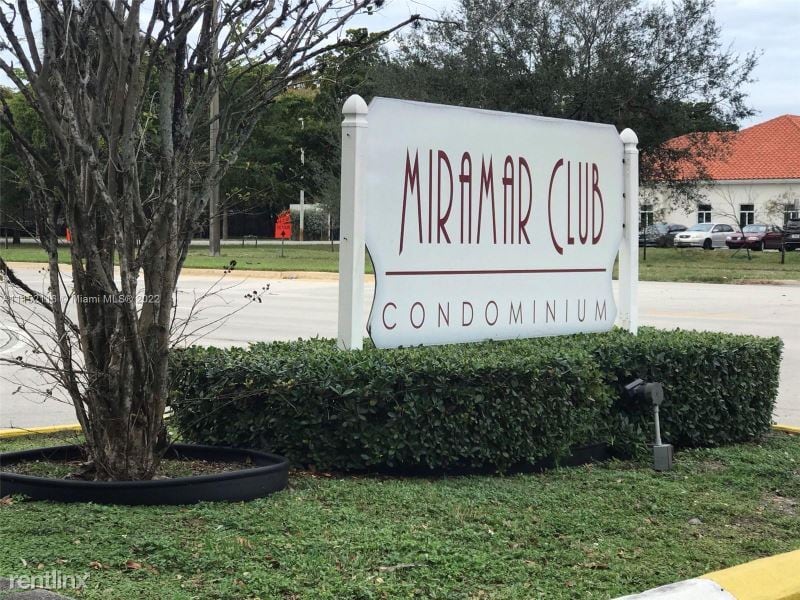 3199 Foxcroft Rd, Miramar, FL 33025 Condo for Rent in Miramar, FL