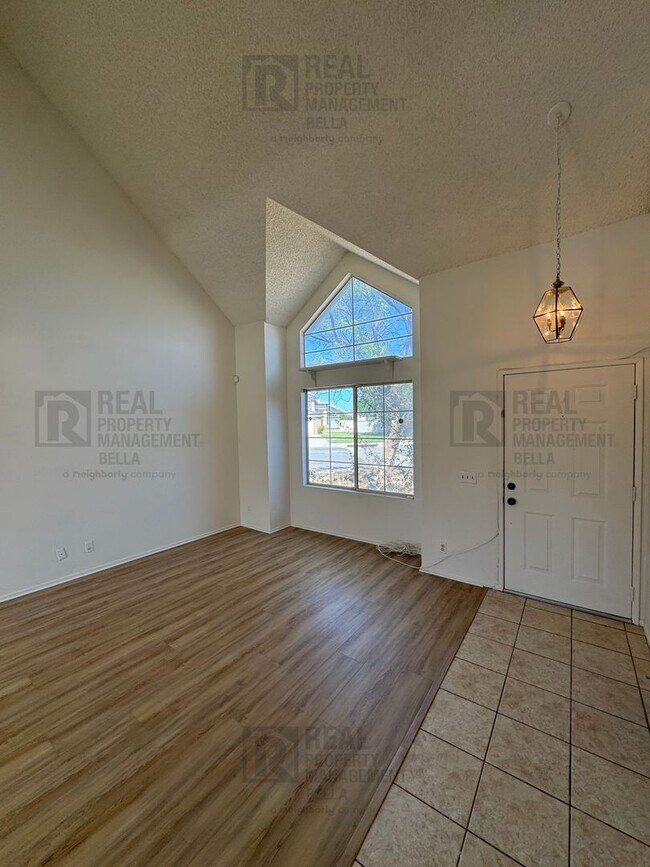 Foto del edificio - 1330 Wrigley Ln