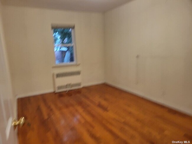 Building Photo - 10-13-13 154th St