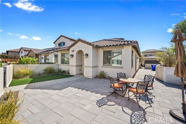 Building Photo - 80218 Whisper Rock Way