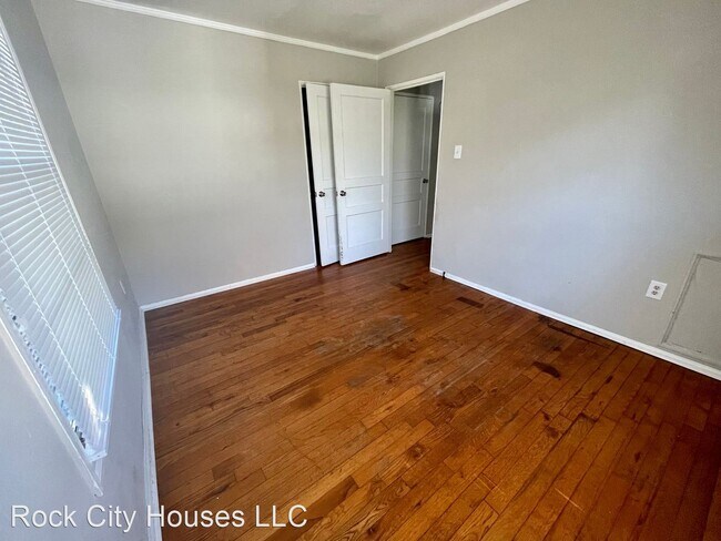 Building Photo - 2 br, 1 bath House - 1124 Crest Rd