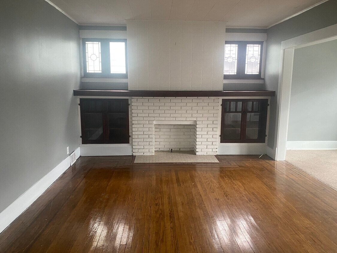 Primary Photo - 96 Stevenson St