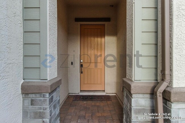 Foto del edificio - 15042 Iron River Dr