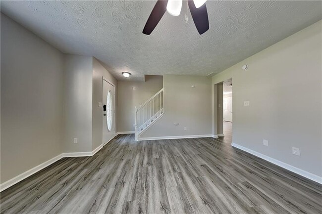 Foto del edificio - 2479 Heatherton Ct