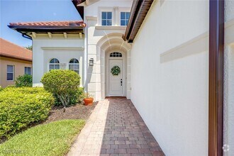 Building Photo - 7863 Valencia Ct