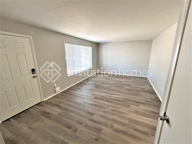 Foto del edificio - 7209 W Turquoise Ave