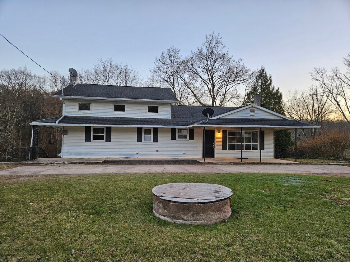 1110 Pines Rd Unit A, Etters, PA 17319 Apartments in Etters, PA