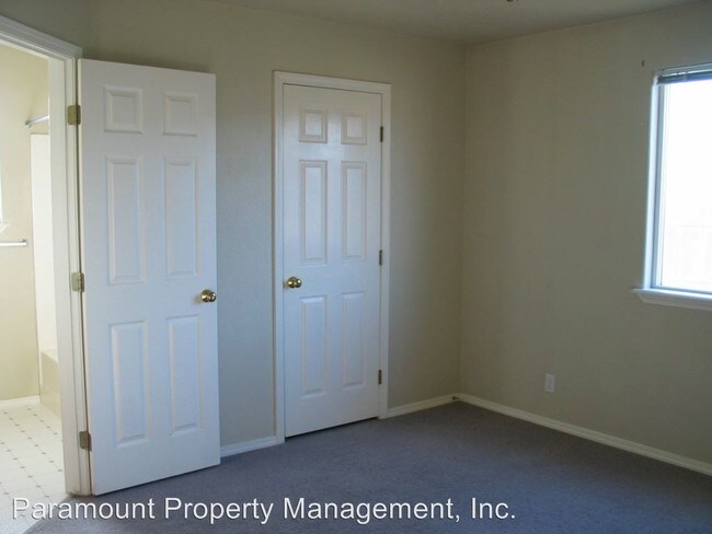 Building Photo - 3 br, 2 bath House - 850 W Honker Drive