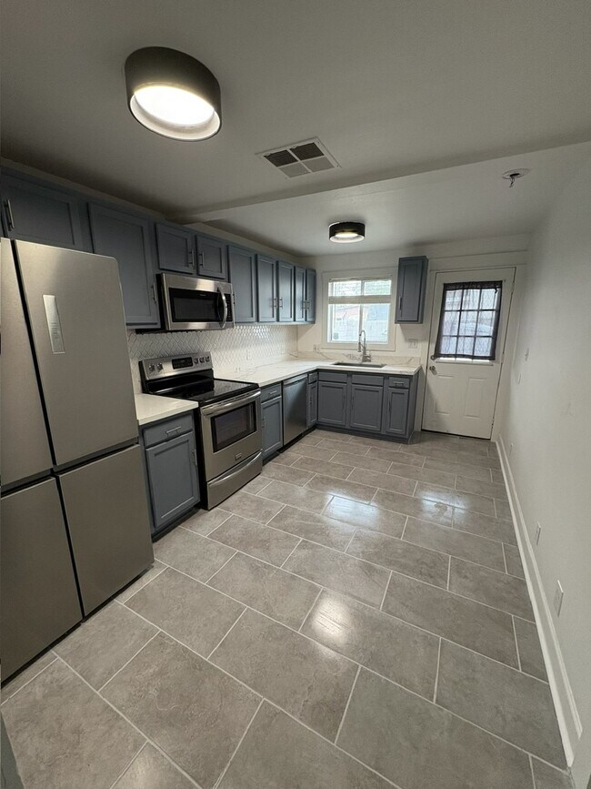 Foto del edificio - 720 N 9th Ave