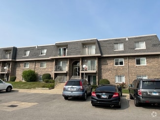 Building Photo - 876 Crimson Ct