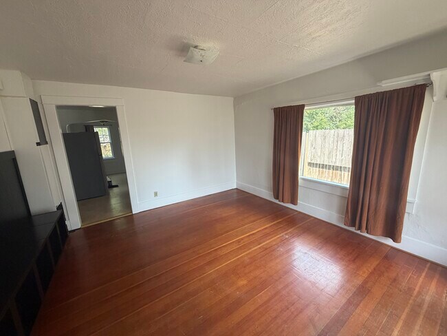 Foto del edificio - 1725 W 9th Pl