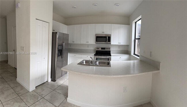 Foto del edificio - 25180 SW 114th Ave