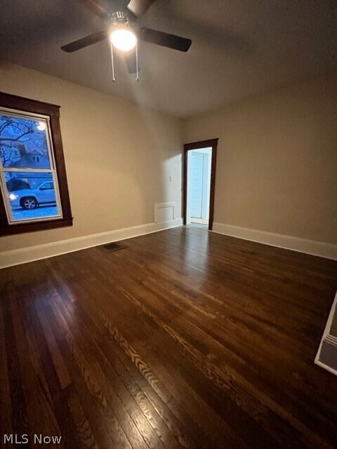 Building Photo - 250 E 3rd St