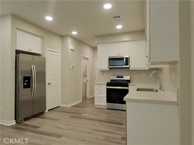 Building Photo - 36405 Creer Ct