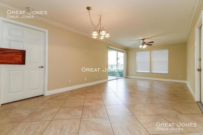 Foto del edificio - 2 bedroom in Naples FL 34104