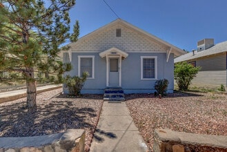 Building Photo - 605 Alder St