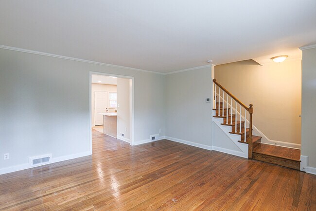 Foto del edificio - 3 Bedroom Complete Rehab