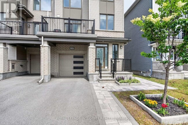 Building Photo - 364 Aphelion Cres