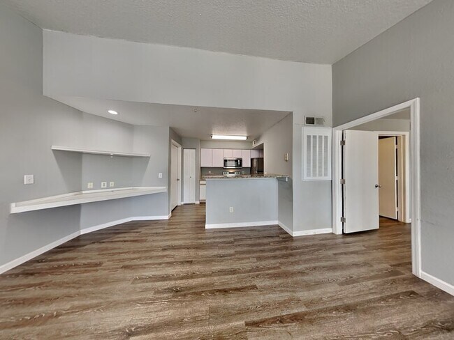Building Photo - 2214 Grand Cayman Ct