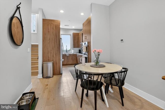 Building Photo - 151 N 2nd St